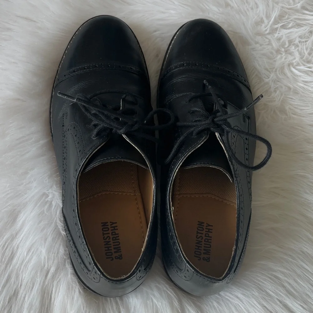 Johnston & Murphy shoes 5.5